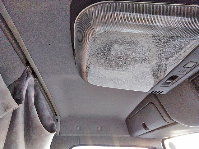 いすゞフォワード幌車中型（4t）[写真30]