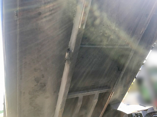 日野デュトロパッカー車（塵芥車）小型（2t・3t）[写真19]