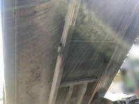 日野デュトロパッカー車（塵芥車）小型（2t・3t）[写真19]