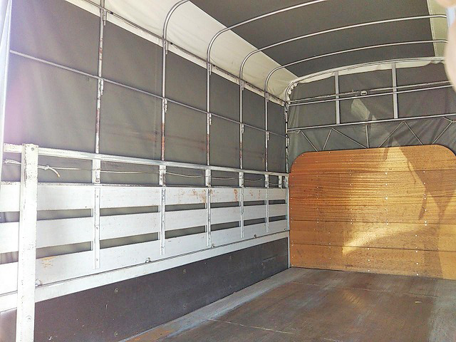 いすゞエルフ幌車小型（2t・3t）[写真12]