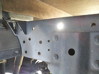 いすゞエルフ幌車小型（2t・3t）[写真24]