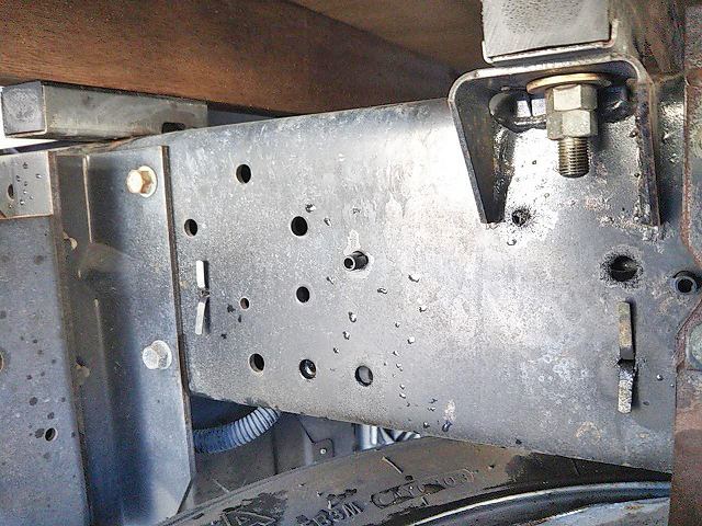 いすゞエルフ幌車小型（2t・3t）[写真25]