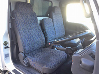 いすゞエルフ幌車小型（2t・3t）[写真32]