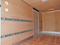 三菱ふそうキャンターアルミバン小型（2t・3t）[写真09]