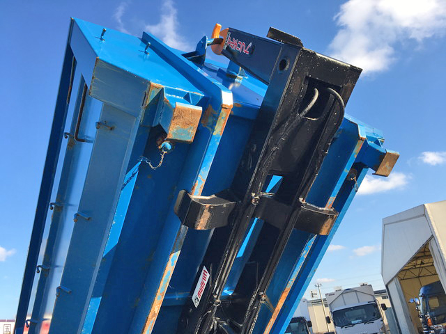 三菱ふそうキャンターマルチリフト小型（2t・3t）[写真15]