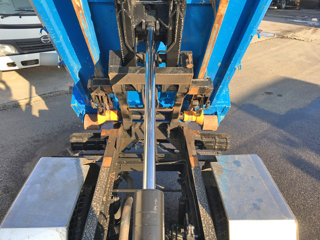 三菱ふそうキャンターマルチリフト小型（2t・3t）[写真17]