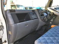 三菱ふそうキャンターマルチリフト小型（2t・3t）[写真32]