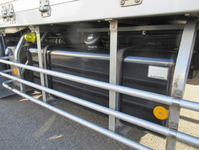 UDトラックスクオンアルミウイング大型（10t）[写真19]