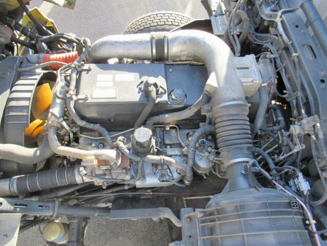 UDトラックスクオンアルミウイング大型（10t）[写真29]