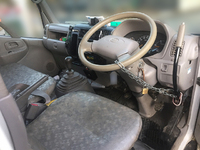 トヨタトヨエースダンプ小型（2t・3t）[写真23]