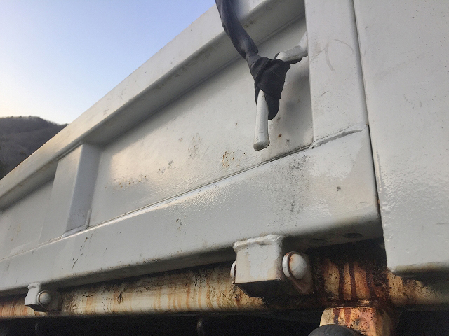 トヨタトヨエースダンプ小型（2t・3t）[写真09]