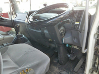 いすゞフォワードアルミウイング中型（4t）[写真30]