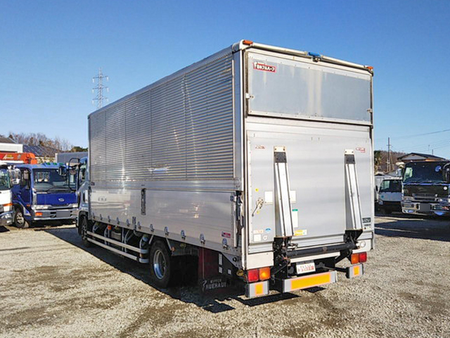 いすゞフォワードアルミウイング中型（4t）[写真04]