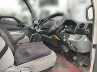 日野デュトロアルミバン小型（2t・3t）[写真20]