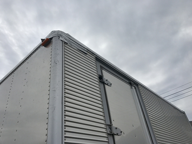 日野デュトロアルミバン小型（2t・3t）[写真07]