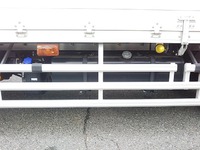 いすゞフォワードアルミウイング増トン（6t・8t）[写真23]