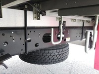 いすゞフォワードアルミウイング増トン（6t・8t）[写真24]