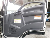 いすゞフォワードアルミウイング増トン（6t・8t）[写真31]