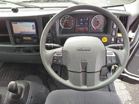 いすゞフォワードアルミウイング増トン（6t・8t）[写真36]