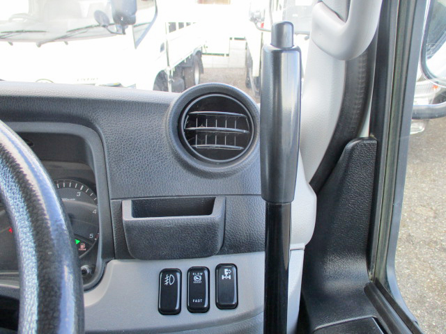 三菱ふそうキャンターダンプ小型（2t・3t）[写真21]