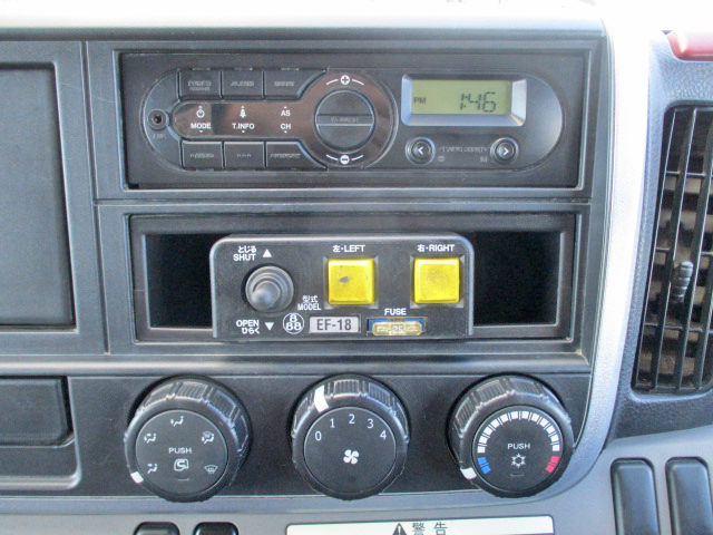 三菱ふそうキャンターダンプ小型（2t・3t）[写真22]
