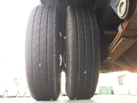 三菱ふそうキャンター平ボディ小型（2t・3t）[写真25]