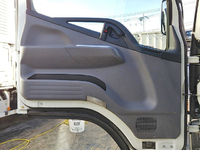 三菱ふそうキャンター平ボディ小型（2t・3t）[写真28]