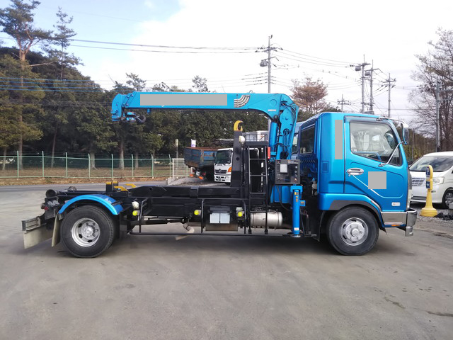 三菱ふそうファイターコンテナ専用車中型（4t）[写真10]