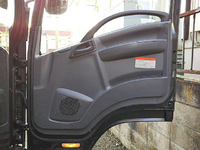 いすゞフォワードアルミウイング中型（4t）[写真26]