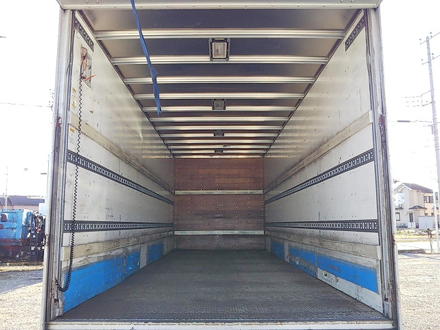 日野レンジャーアルミバン増トン（6t・8t）[写真10]