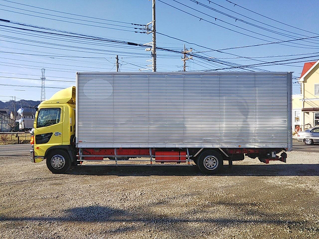 日野レンジャーアルミバン増トン（6t・8t）[写真05]