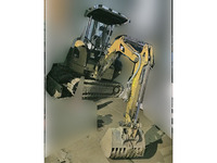 CATミニユンボ（ミニバックホー）[写真03]