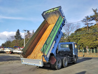 三菱ふそうスーパーグレートダンプ大型（10t）[写真05]
