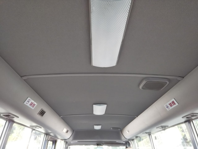 いすゞジャーニーマイクロバス[写真20]