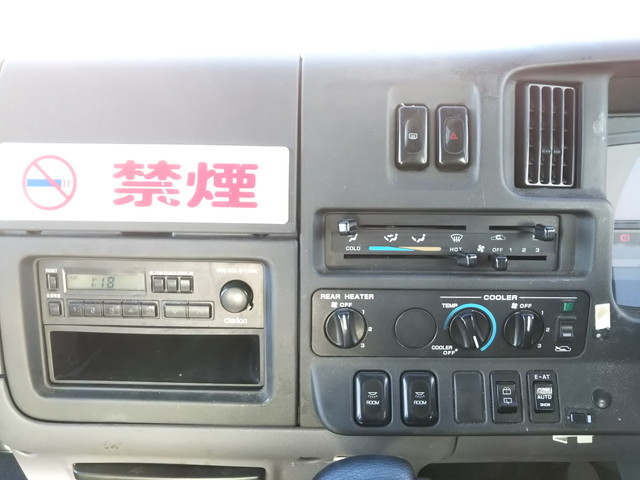 いすゞジャーニーマイクロバス[写真27]