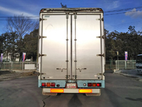 いすゞフォワード幌ウイング中型（4t）[写真11]