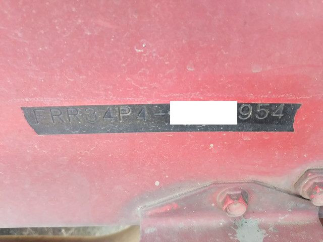 いすゞフォワード幌ウイング中型（4t）[写真40]