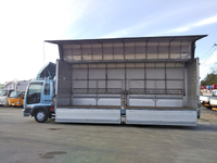 いすゞフォワード幌ウイング中型（4t）[写真06]