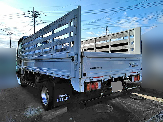 いすゞエルフ平ボディ小型（2t・3t）[写真02]