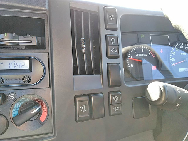 いすゞエルフ平ボディ小型（2t・3t）[写真29]