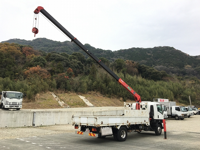 いすゞフォワードユニック4段中型（4t）[写真02]
