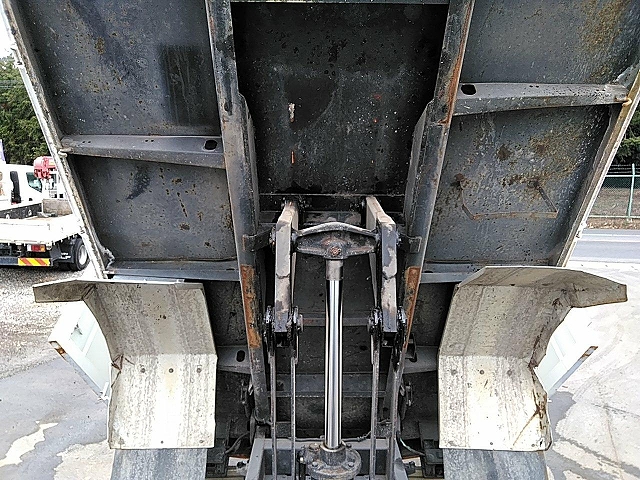 いすゞエルフ深ダンプ（土砂禁ダンプ）小型（2t・3t）[写真16]