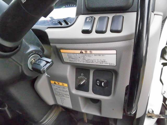 三菱ふそうキャンターダンプ小型（2t・3t）[写真21]