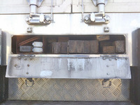 三菱ふそうスーパーグレートアルミウイング大型（10t）[写真10]