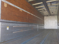 三菱ふそうスーパーグレートアルミウイング大型（10t）[写真14]