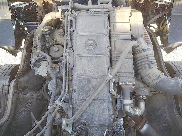 三菱ふそうスーパーグレートアルミウイング大型（10t）[写真26]