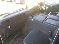 三菱ふそうスーパーグレートアルミウイング大型（10t）[写真32]