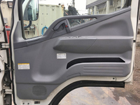 三菱ふそうキャンターアルミバン小型（2t・3t）[写真29]