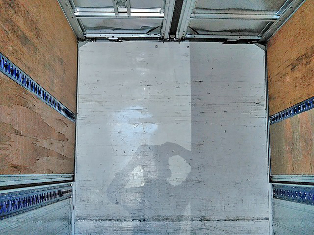 日野デュトロパネルウイング小型（2t・3t）[写真10]