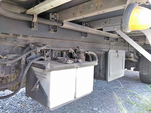 日野デュトロパネルウイング小型（2t・3t）[写真22]